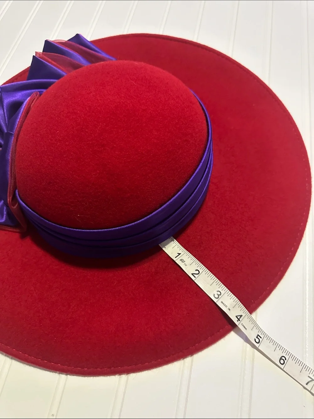 Red Hatter Club Something Special 100% Wool Red Church Derby Kentucky Derby Wide